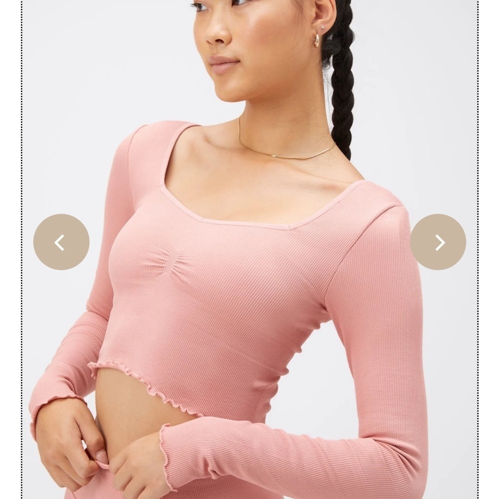 Spiritual Gangster sweetheart Seamless Long sleeve Size M/L